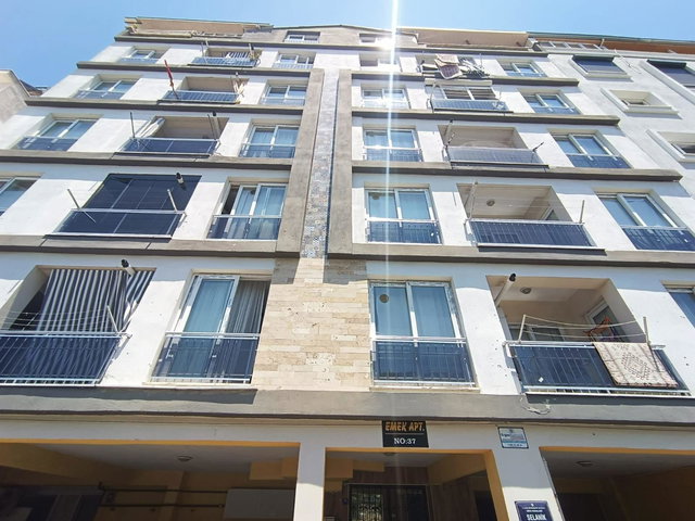 REMAX PİN'DEN AYDIN ORTA MH SELANİK CD FIRSAT 1+1 KİRALIK BOŞ DAİRE