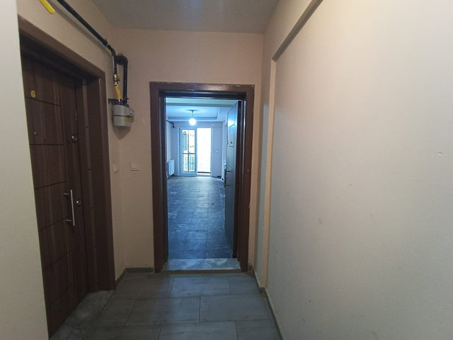 REMAX PİN'DEN AYDIN ORTA MH SELANİK CD FIRSAT 1+1 KİRALIK BOŞ DAİRE