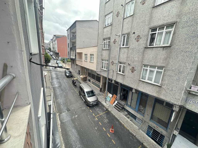 BAĞCILAR 15 TEMMUZ MAH.’DE 3+1 | 128 M² BRÜT | 2 BANYOLU | BALKONLU | BOŞ KİRALIK DAİRE