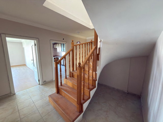 ÖVEÇLER DE 5+1 GENİŞ TERASLI KİRALIK DUBLEKS DAİRE