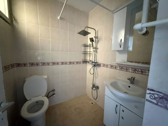 DENİZ MANZARALI MERKEZİ KONUMDA KİRALIK 3+1 DAİRE.