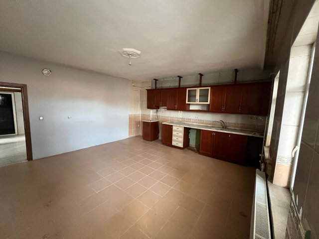 ALACAKAPI MAHALLESİNDE 2+1 GENİŞ KİRALIK DAİRE
