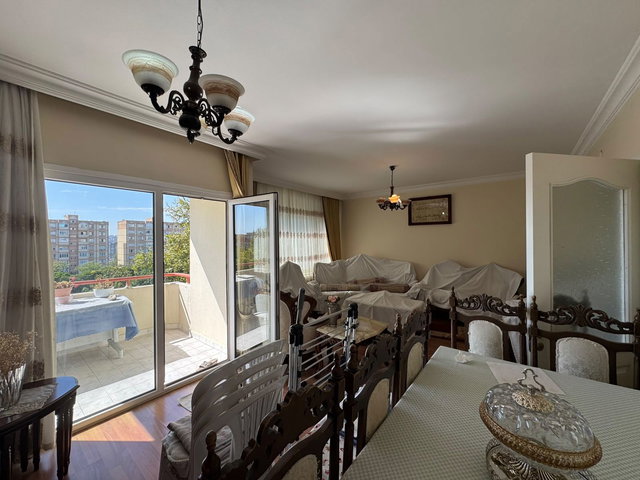 REMAX MAHMUT BEKDEMIR DEN BEYLIKDÜZÜ IHLAS MARMARA EVLERI 2.KISIM 2.ADA IYI KONUMDA 3+1