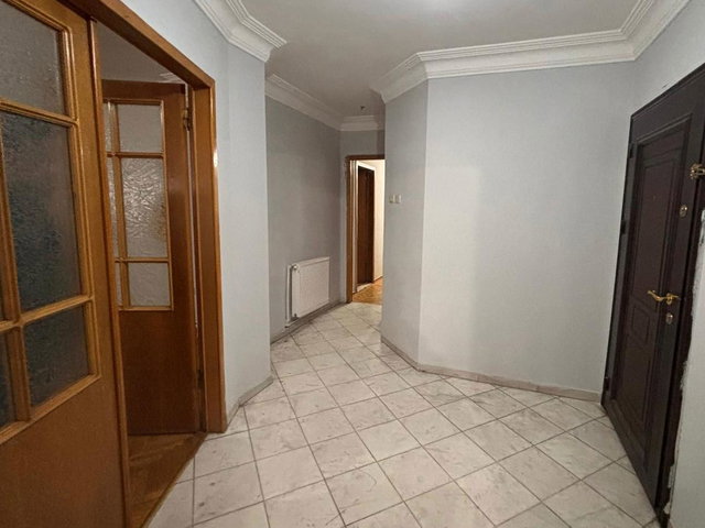 İLKADIM ÇİFTLİK MAH. İSTİKLAL CAD.ÜZERİ SATILIK 3+1 DAİRE