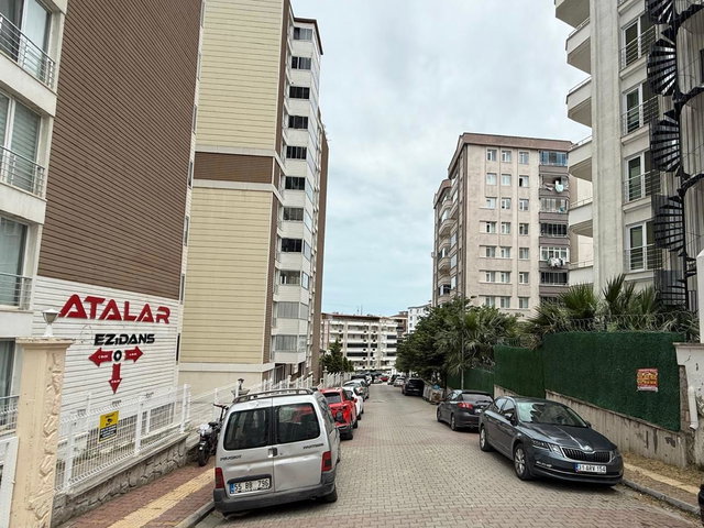 ATAKUM YENİMAH.DE DENİZ MANZARALI (EŞYALI) SATILIK 2+1 DAİRE