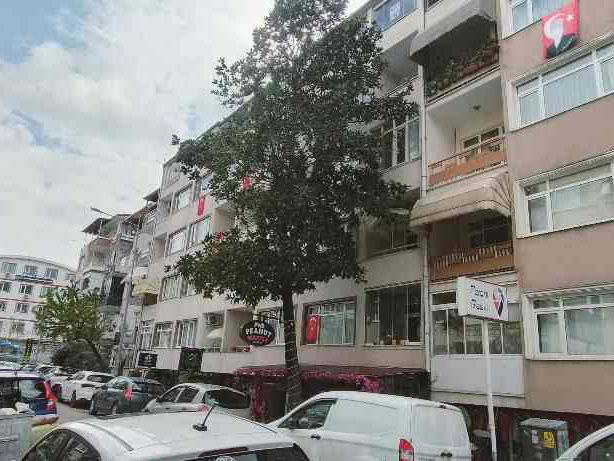 İZMİT ŞEHİR MEKEZİ YÜRÜYÜŞ YOLU  'NA YAKIN 3+1 YATIRIMLIK OTURUMLUK  SATILIK DAİRE