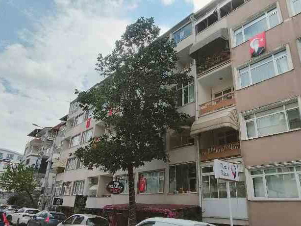 İZMİT ŞEHİR MEKEZİ YÜRÜYÜŞ YOLU  'NA YAKIN 3+1 YATIRIMLIK OTURUMLUK  SATILIK DAİRE