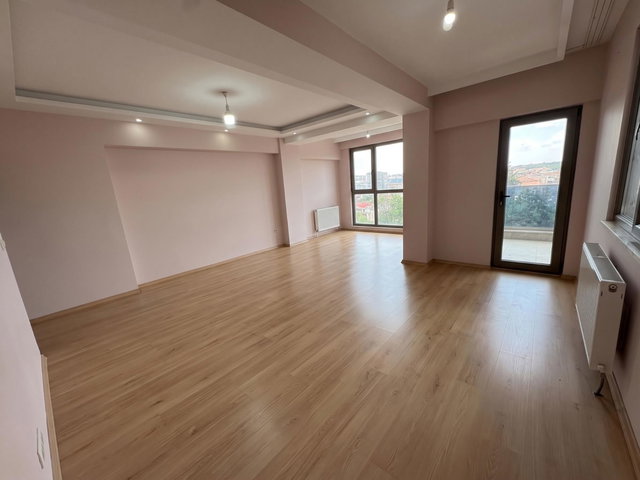 ÜSKÜDAR KÜPLÜCE'DE 2+1  BOĞAZ MANZARALI | ÇİFT BALKONLU KİRALIK DAİRE