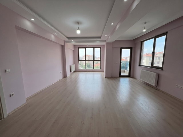ÜSKÜDAR KÜPLÜCE'DE 2+1  BOĞAZ MANZARALI | ÇİFT BALKONLU KİRALIK DAİRE