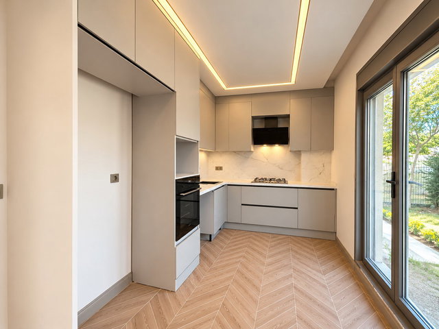 YAŞAM VADISI 5. ETAPA KOMŞU SITE IÇERISINDE SATILIK 5+2 SIFIR VILLA