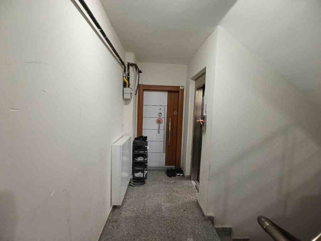 BEYLİKDÜZÜ KAVAKLI AYRI GİRİŞ SATILIK 4+2 DUBLEX DAİRE
