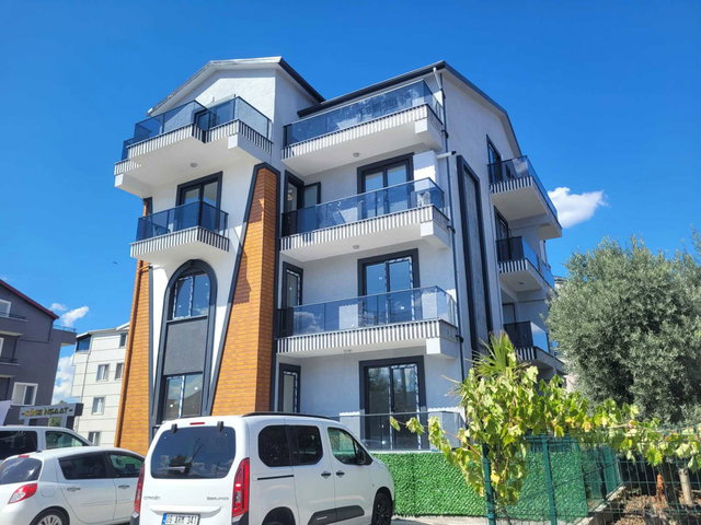 GÖLCÜK YAZLIK MAHALLESINDE SIFIR 2+1 DUBLEKS KIRALIK DAIRE