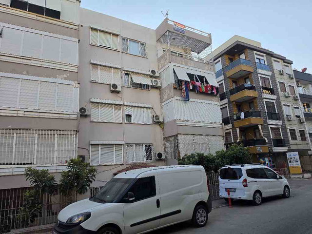MURATPAŞA ÜÇGEN MAH.SATILIK AYRI MUTFAKLI GENİŞ 2+1