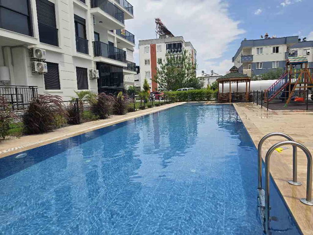 VARSAK AKTOPRAK 'DA HAVUZLU 1+1 KİRALIK DAİRE