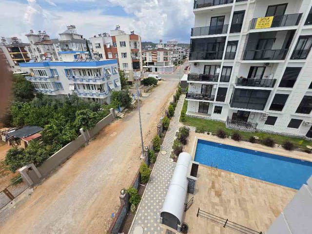 VARSAK AKTOPRAK 'DA HAVUZLU 1+1 KİRALIK DAİRE