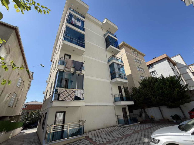 KARTAL HÜRRİYET KİRALIK 2+1 A.OTOPARKI 3.KATTA DAİRE
