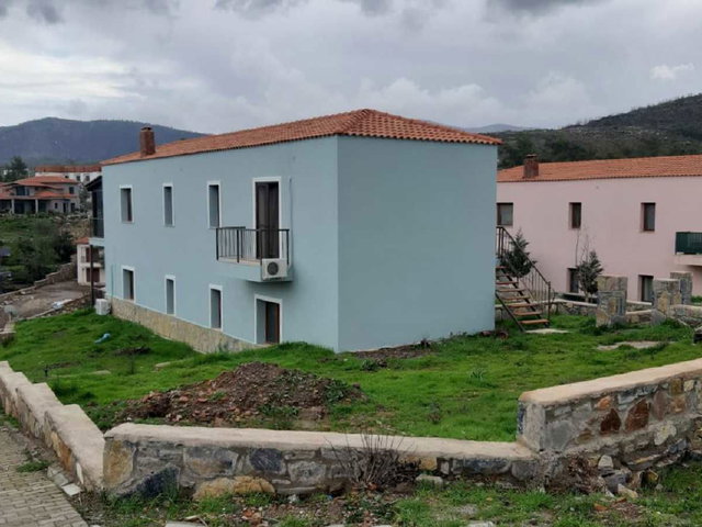 MILAS BEYCILER'DE MÜSTAKIL GIRIŞLI BAHÇELI DAIRE