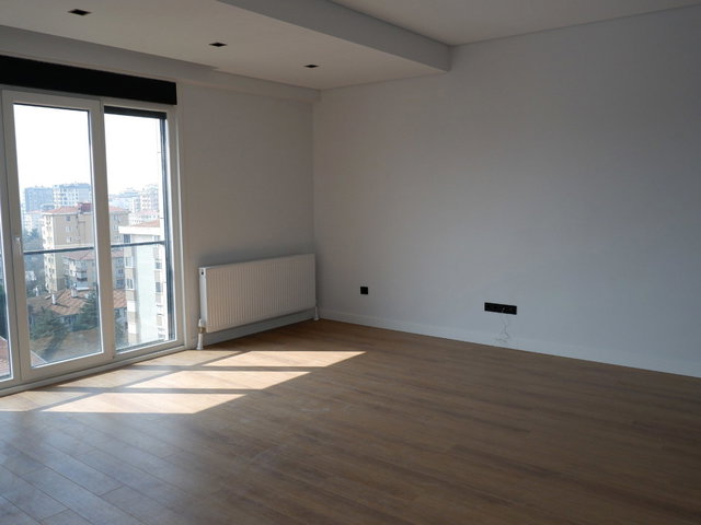 FENERYOLU ÖZGÜRLÜK PARKI YAKINI KIRALIK 3+1 DAIRE 125 M2