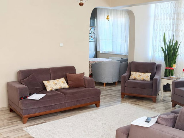 REMAX GALA'DAN ESENKENT’TE SARMAŞIK BİRLİKKENT’TE 2+1 | 122 M² DAİRE