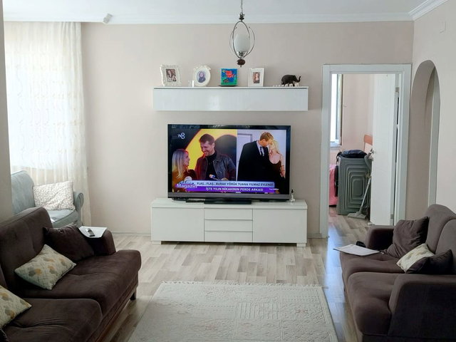 REMAX GALA'DAN ESENKENT’TE SARMAŞIK BİRLİKKENT’TE 2+1 | 122 M² DAİRE