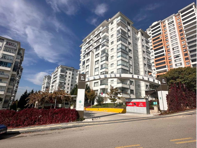 ERYAMAN PALMIYE EVLERI'NDE SATILIK 3+1, 120M² PEYZAJ MANZARALI D