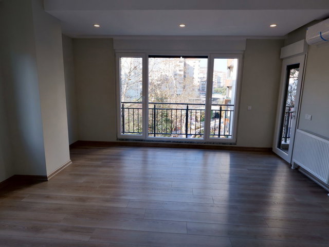 ERENKÖY ÇARŞIDA MARMARAY YAKINI SATILIK SIFIR 3+1 DAIRE 128 M2