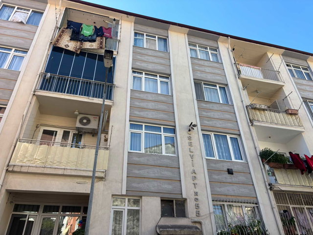 RE/MAX MAXIMUM'DAN İZMIT ÇUKURBAĞ MAHALLESI EŞYALI KIRALIK DAIRE