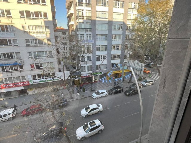 KIZILAY MERKEZ'DE MODERN 1+0 STÜDYO DAIRE