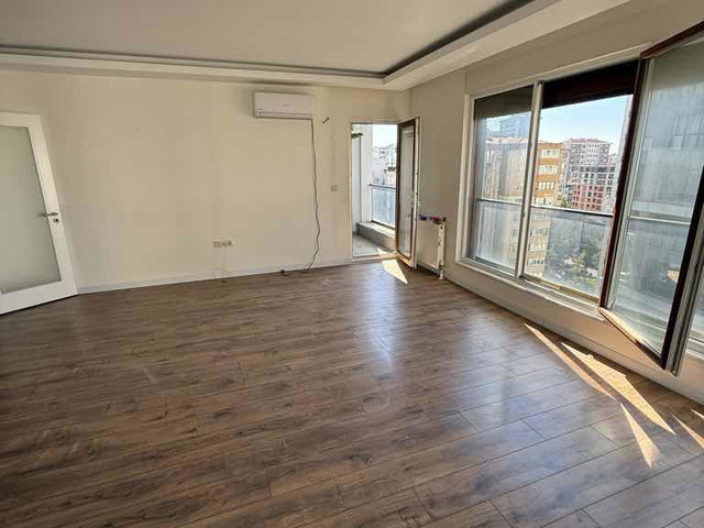KOZYATAĞI KOCAYOL CADDESI 2+1 GENİŞ KİRALIK DAIRE