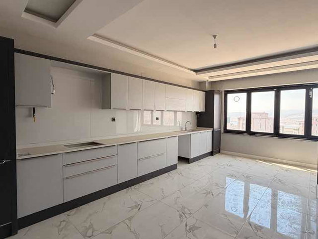 ONİKİŞUBATTA PRESTİJLİ SİTEDE | 4+1 SATILIK DAİRE
