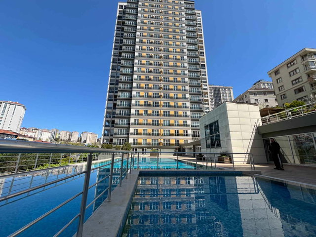 REMAX OSMAN KAYA SELECTIVE PRESTIG EŞYALI 1+1 KIRALIK DAIRE