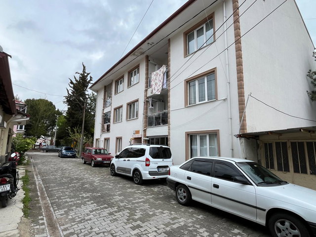 KÜTAHYA GEDIZ GAZIKEMAL MAHALLESI EŞYALI SATILIK 2+1 DAIRE
