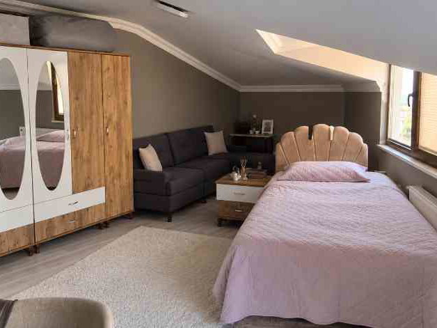 ÇEKMEKÖY’DE 3+1 | 105 M² BRÜT | 5. KAT (SON KAT) | BALKONLU | KREDİYE UYGUN