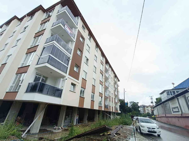 GİRESUN MERKEZ AKSU’DA SIFIR 2+1 | ARA KAT | 2 BANYO | DOĞALGAZ KOMBİLİ