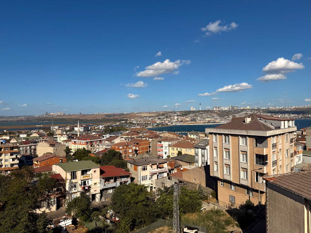 MİMARSİNAN'DA AYRI GİRİŞLİ DENİZ VE GÖL MANZARALI DUBLEKS