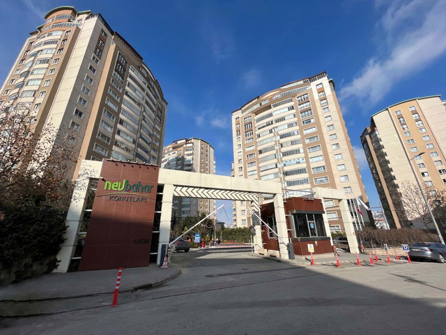 YENİMAHALLE SERHAT MAH. NEVBAHAR SİTESİNDE SATILIK 3+1 DAİRE