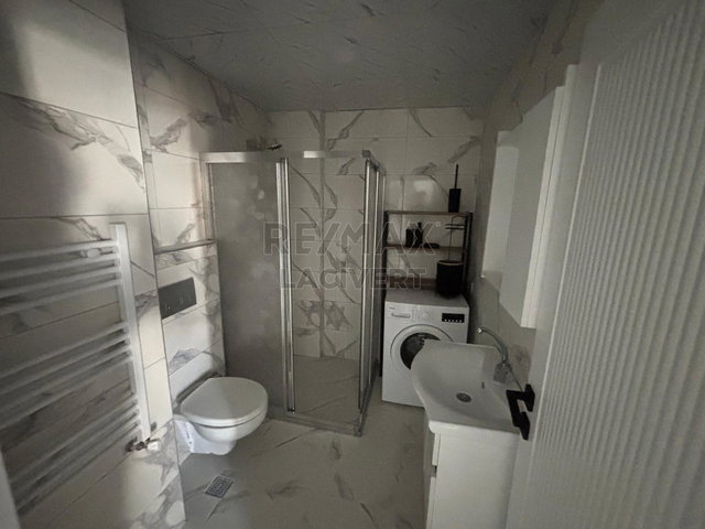 RE/MAX LACİVERT'TEN DADAŞKENT'TE EŞYALI SATILIK 1+1 SIFIR DAİRE