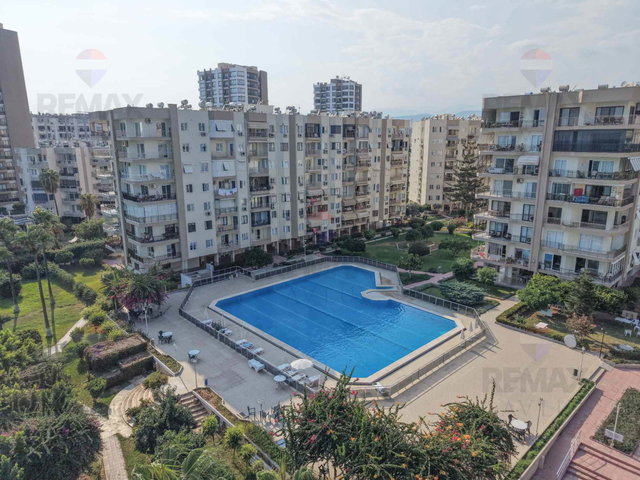 REMAX AVLU'DAN  DAVULTEPE OKTAY SİTESİ’NDE SATILIK 2+1 DAİRE