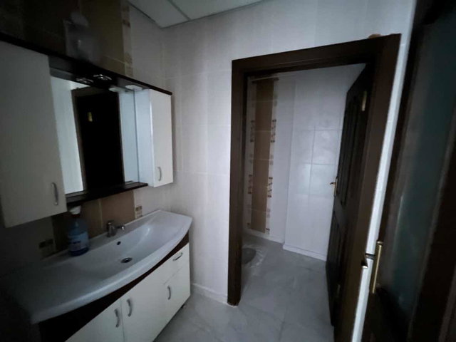 KERNEK MAHALLESİNDE RE/MAX GÜNEŞ'TEN SATILIK 3+1 GENİŞ DAİRE