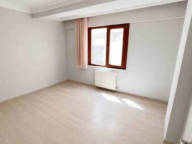 CENNET MAHALLESİ'NDE FERAH KONUMDA GENİŞ 3+1 DAİRE