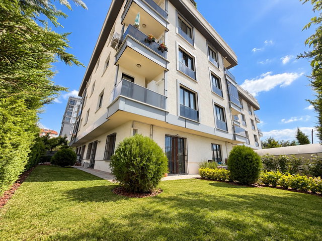 120M2 BAHÇELI BUTIK AILE SITESINDE ACIL SATILIK 2+1 DAIRE