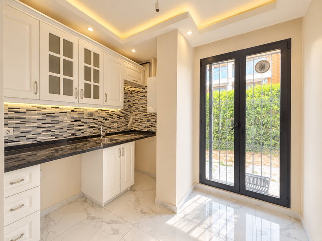 120M2 BAHÇELI BUTIK AILE SITESINDE ACIL SATILIK 2+1 DAIRE