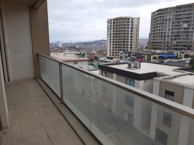 TUZLA EVORA E PARSEL BALKONLU PEYZAJ CEPHE 66 M2 SATILIK DAİRE