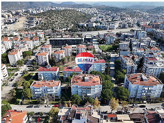 KUŞADASI KADINLAR DENIZI'NDE SATILIK 3+1 DAIRE (KEMERKÖY SITESI)