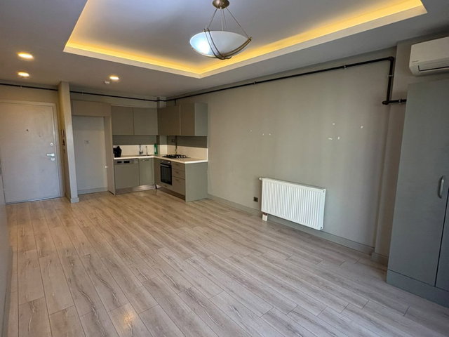 MEYDAN ARDIÇLI 2+1 SATILIK HAVUZA CEPHE