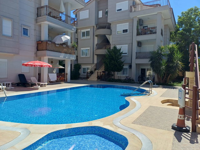 SİDE'DE DENIZE YÜRÜME MESAFESINDE SATILIK 2+1 DAIRE / YAZLIK