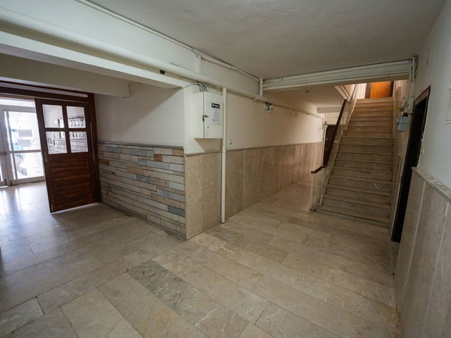 ÇANKAYA AYDINLAR MAH. SATILIK UYGUN FİYATLI 3+1 BOŞ DAİRE GENİŞ VE FERAH