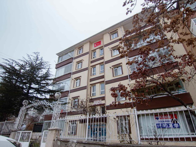 SINCAN YUNUS EMRE MAH.FULL EŞYALI KIRALIK DAIRE 3 +1 KILERLI HARIKALAR DIYARI YAKINI