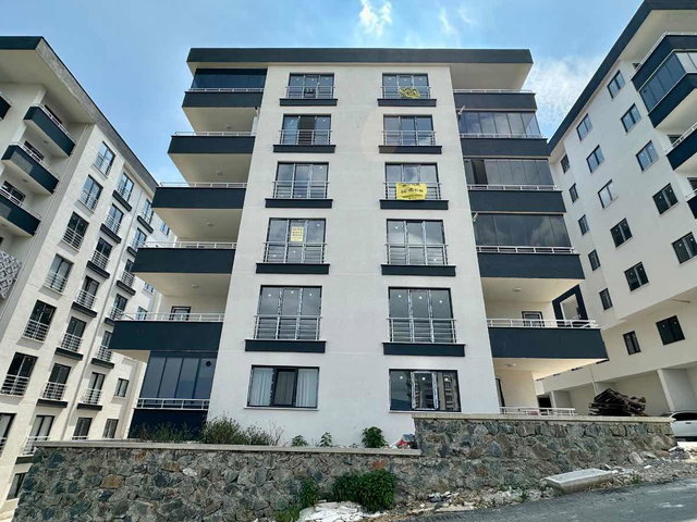 YAYLACIK SEYRİ SEFA EVLERİ B BLOKTA 3.KAT SATILIK 3+1 SIFIR DAİRE