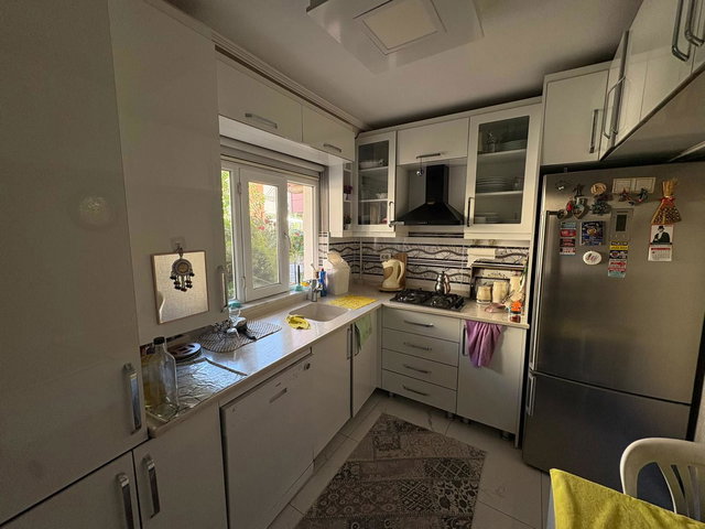 REMAX NEST'TEN BATIKENT KARDELEN DE MÜSTAKIL 4+1